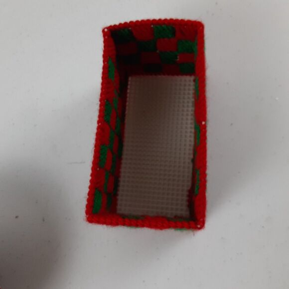 Vintage Handmade Needlepoint Canvas Christmas Coasters with Holder 9 Pc Snowmen - Picture 14 of 16